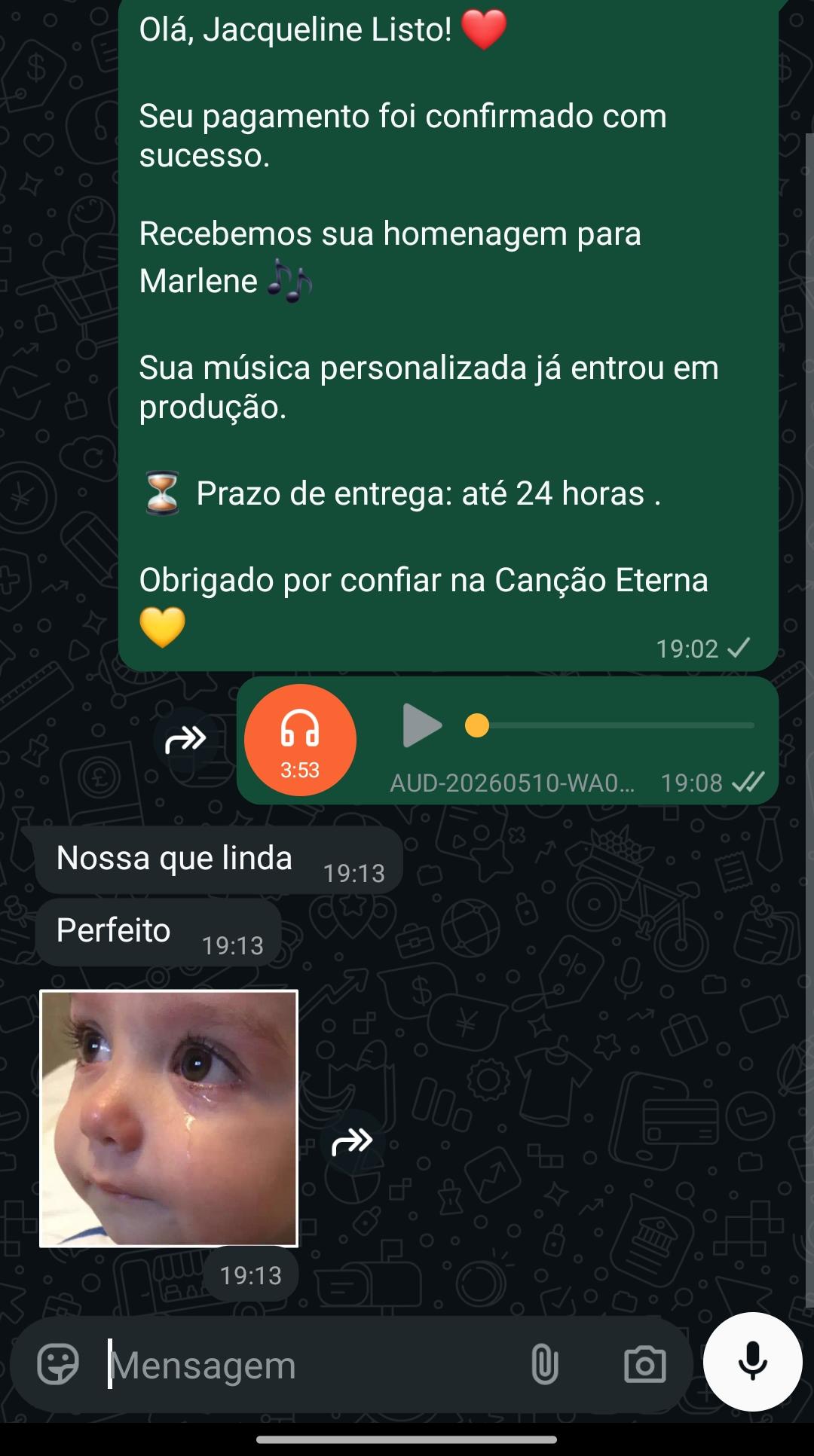 Print de cliente emocionada com a música personalizada